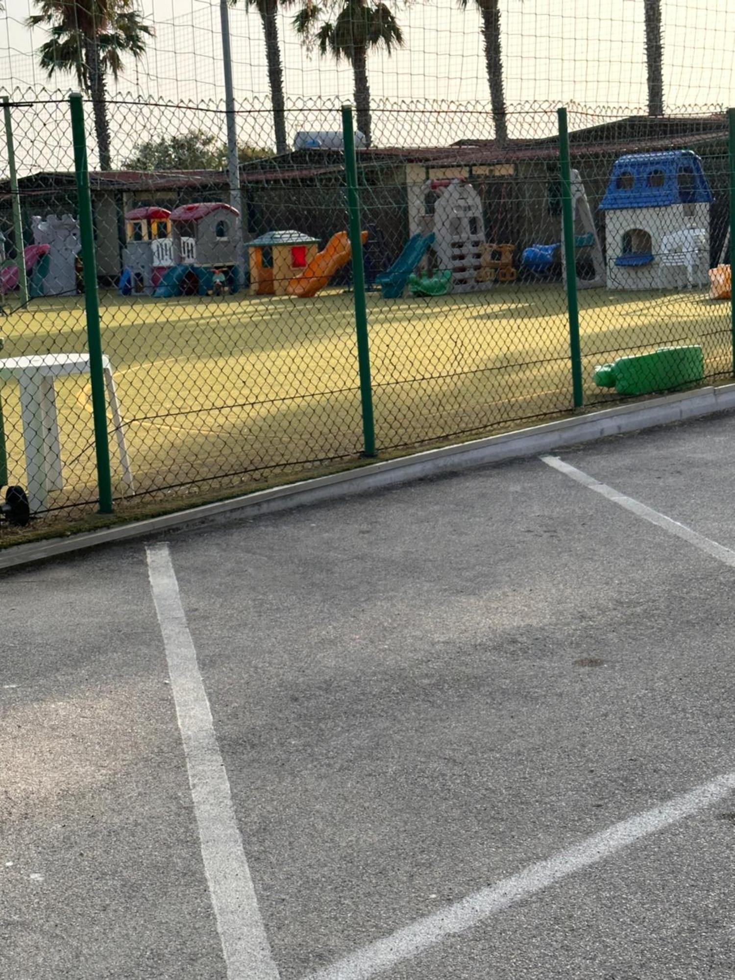 Villaggio Turistico La Baia Degli Angeli Margherita Di Savoia Eksteriør billede